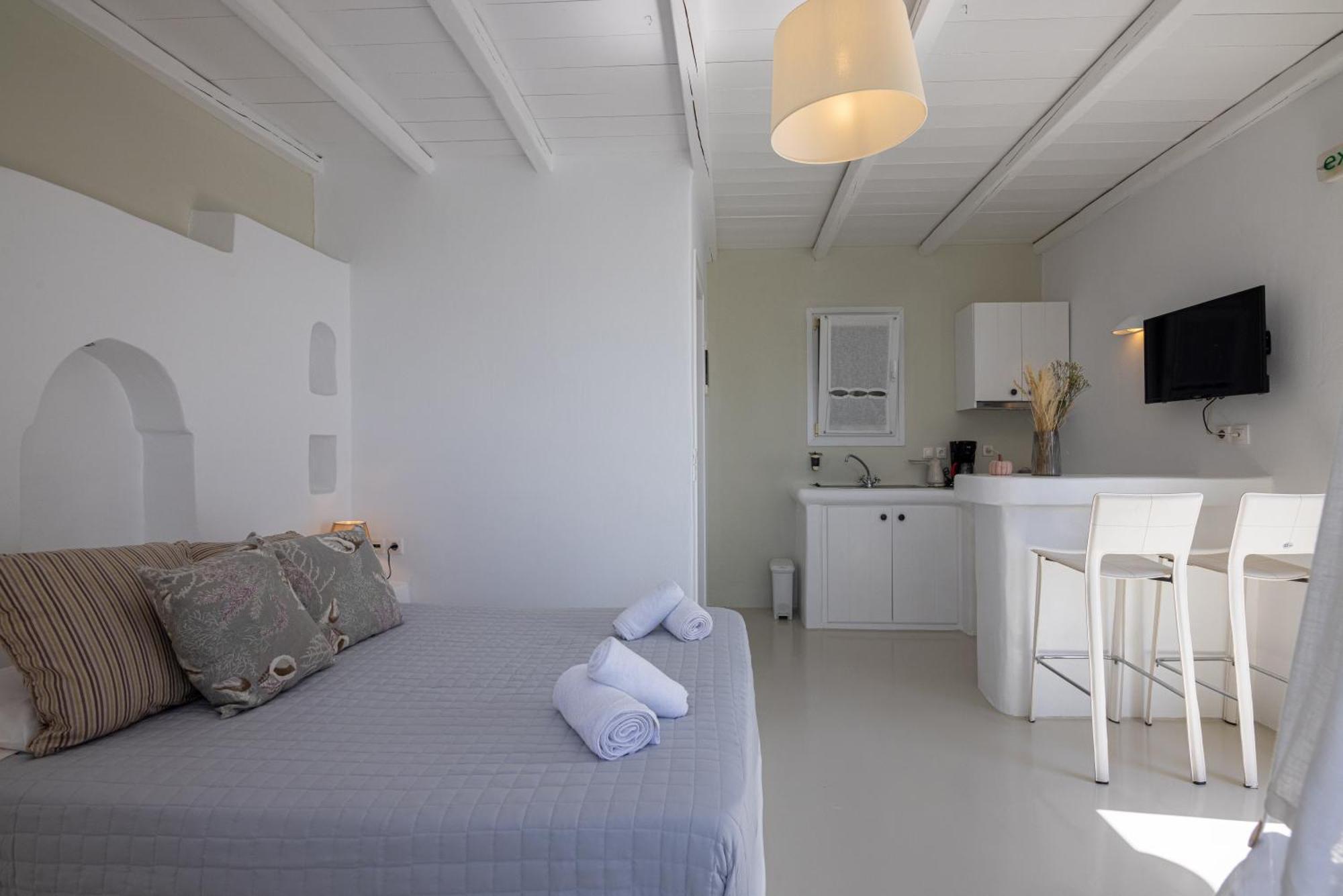 Soulmate'S Suites Tinos Kiónia Kültér fotó